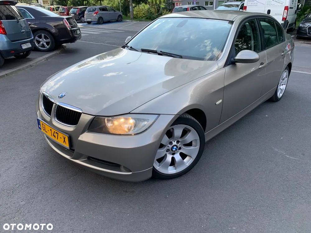 BMW Seria 5 520i - 1