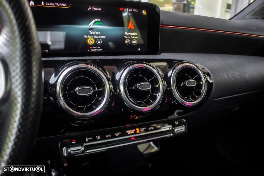 Mercedes-Benz A 250 e AMG Line - 24