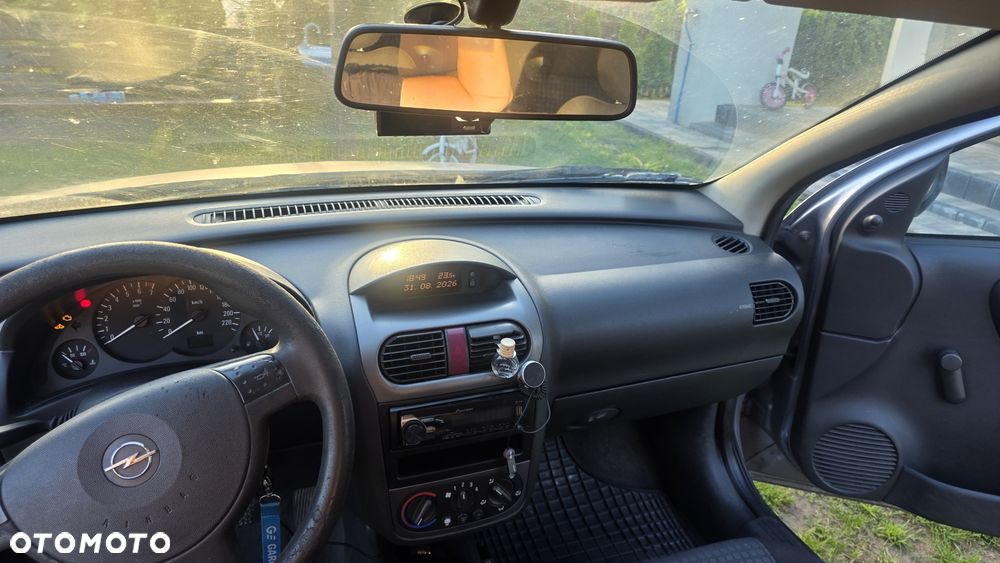 Opel Corsa - 6