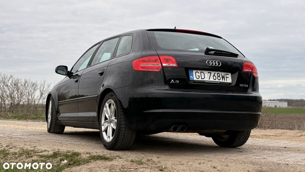 Audi A3 Sportback - 8