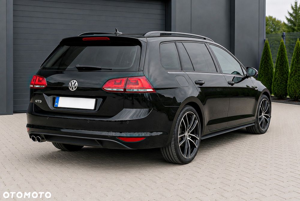 Volkswagen Golf 2.0 TDI BMT GTD DSG - 5