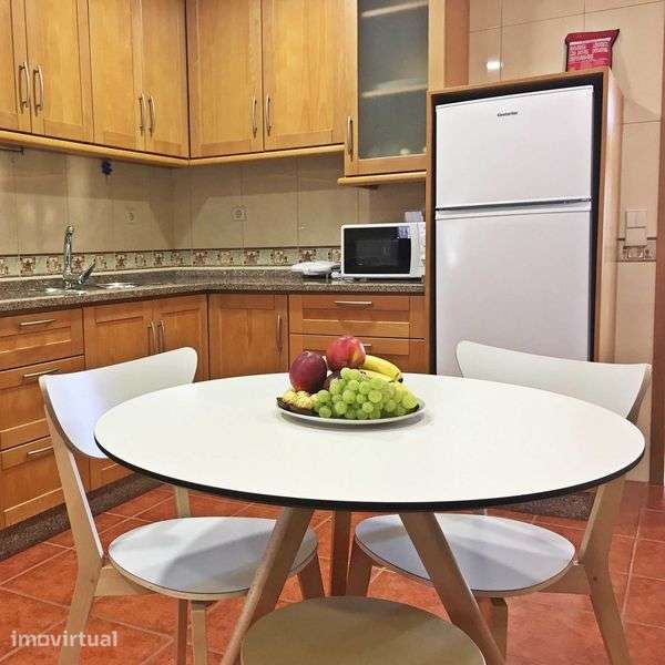 Apartamento com 1 quarto, sala, cozinha, jardim e estacionamento - Grande imagem: 5/12