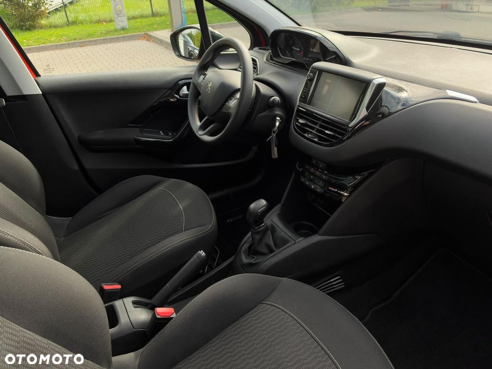 Peugeot 208 1.2 VTi Allure - 13
