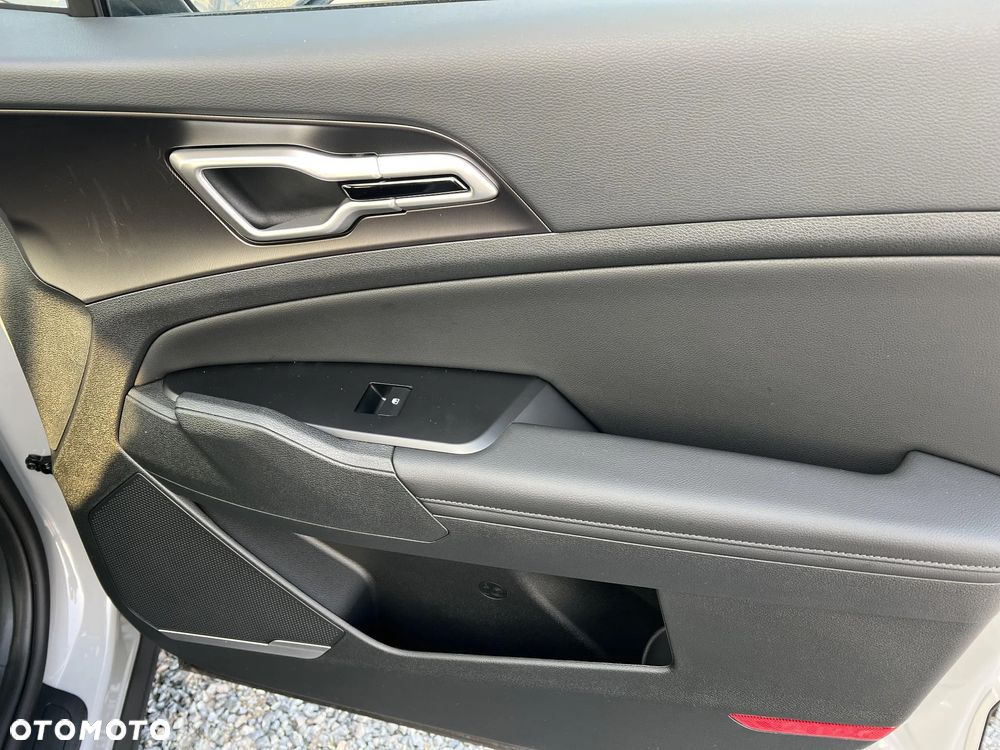 Kia Sportage 1.6 T-GDI HEV Business Line 2WD - 23