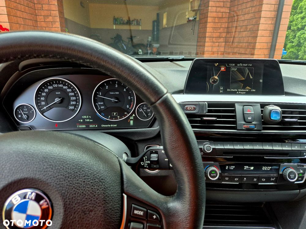 BMW Seria 3 320d xDrive Luxury Line - 6