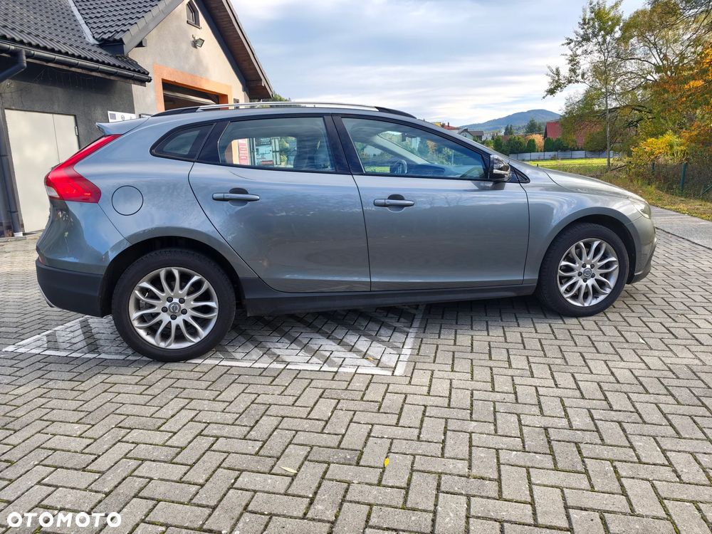 Volvo V40 2016 photo 4