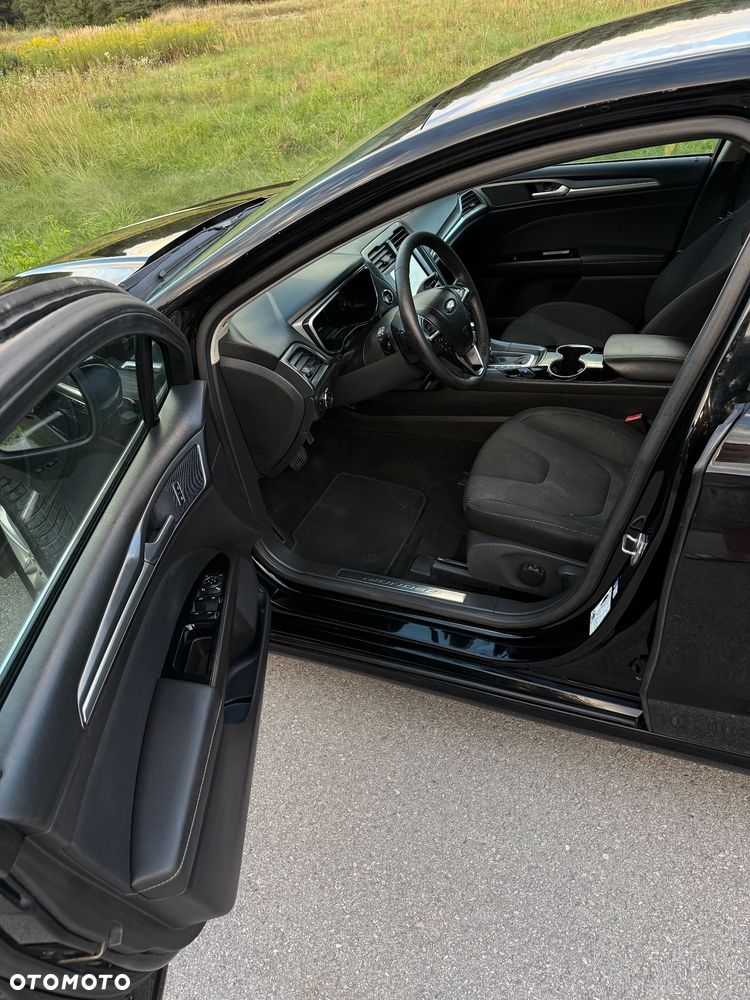 Ford Mondeo 2.0 TDCi Titanium PowerShift - 16