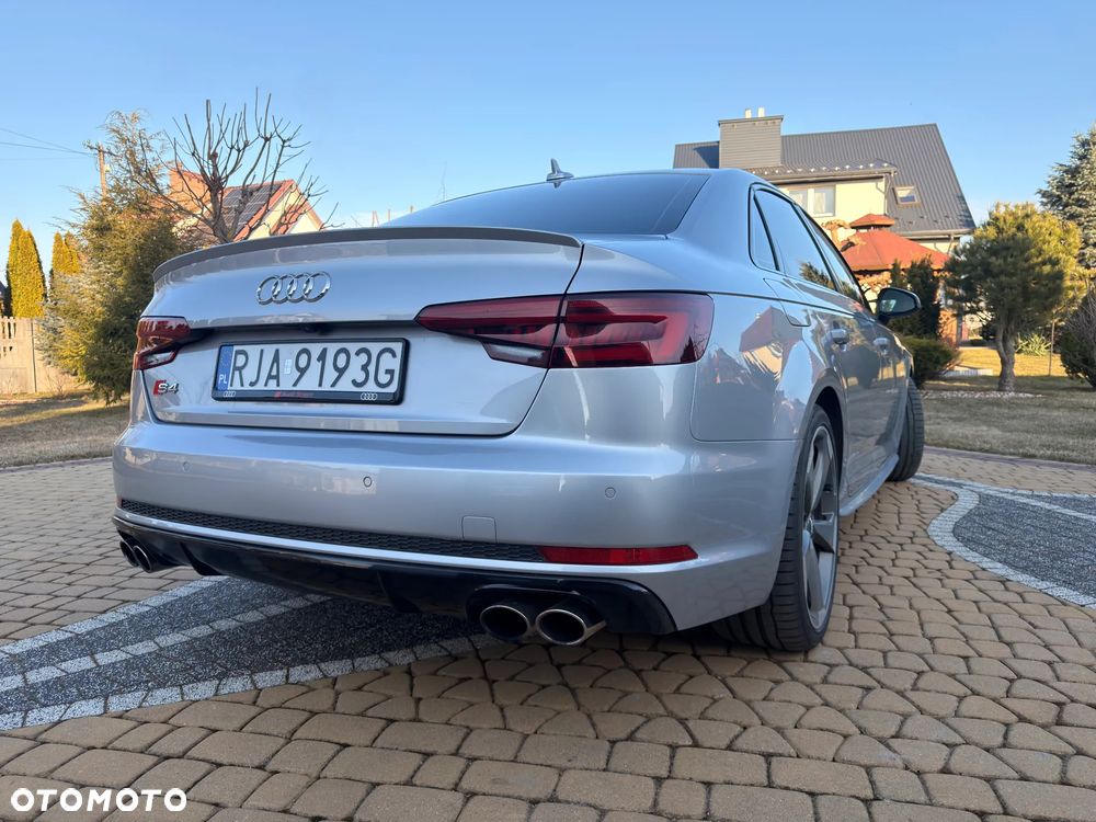 Audi S4 Limousine - 5