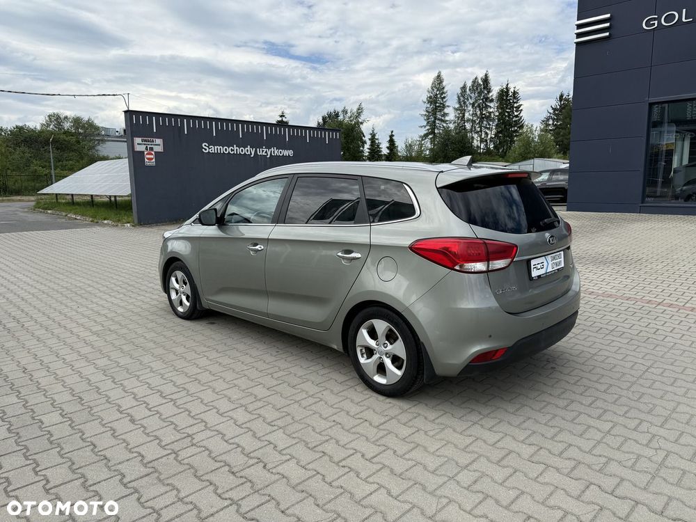 Kia Carens 1.6 GDI M - 8