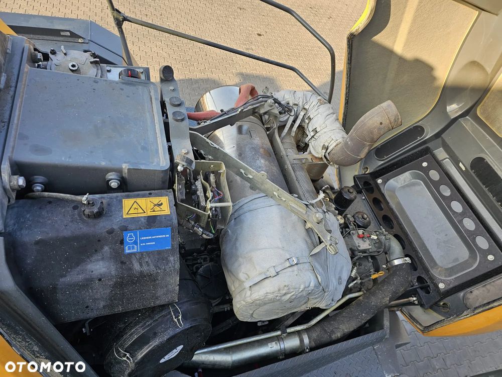 Liebherr L586 XPOWER 2020r - 15