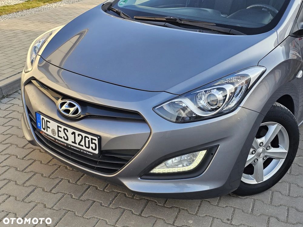 Hyundai i30 1.4 CRDi Premium - 3