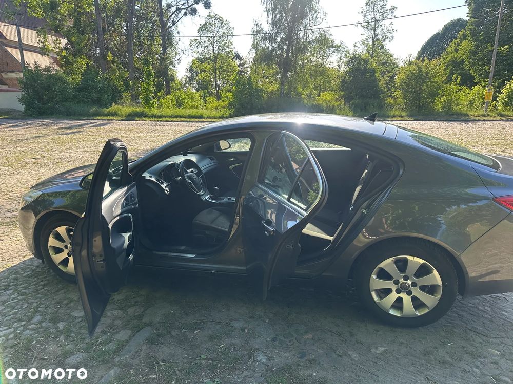 Opel Insignia 1.8 - 8