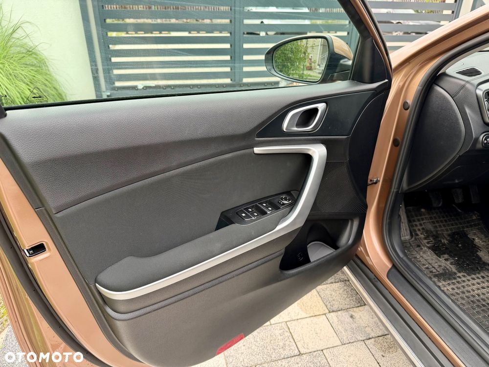 Kia XCeed 1.5 T-GDI M - 15