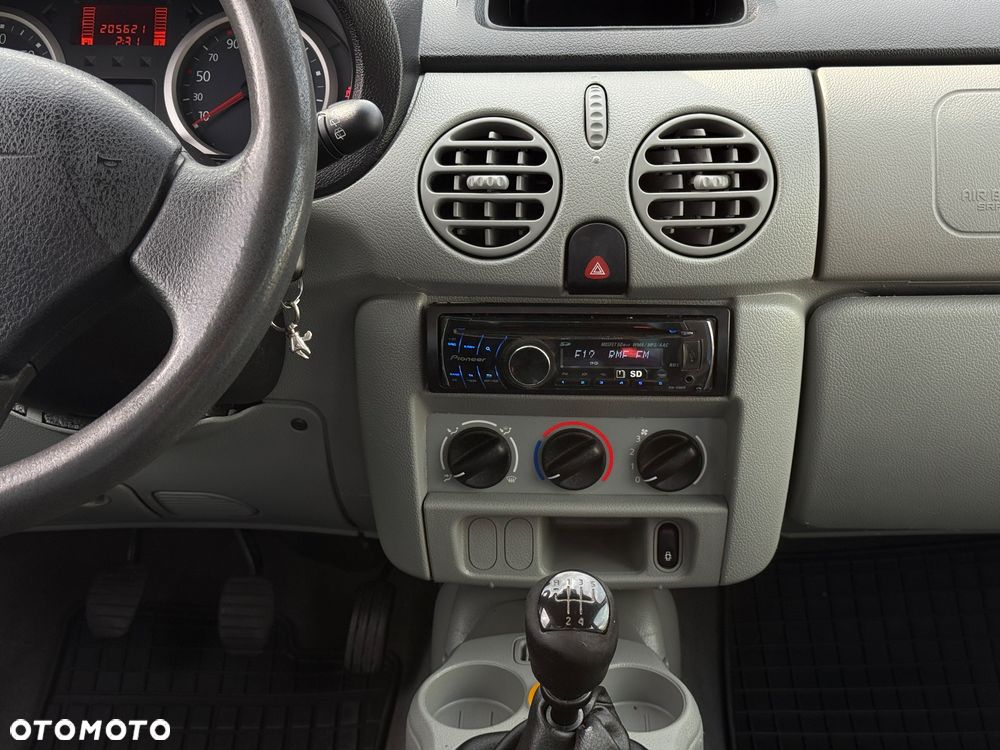 Renault Kangoo 1.2 16V Campus - 8