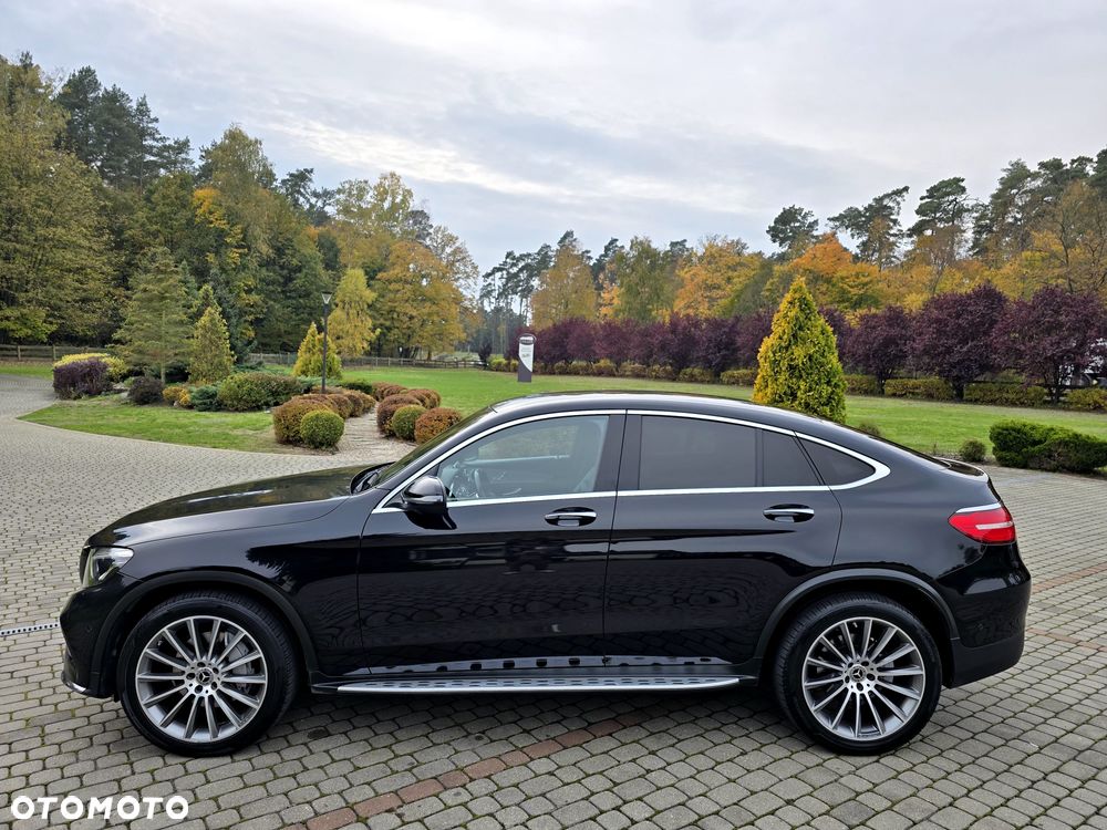 Mercedes-Benz GLC 250 d Coupe 4Matic 9G-TRONIC AMG Line - 17