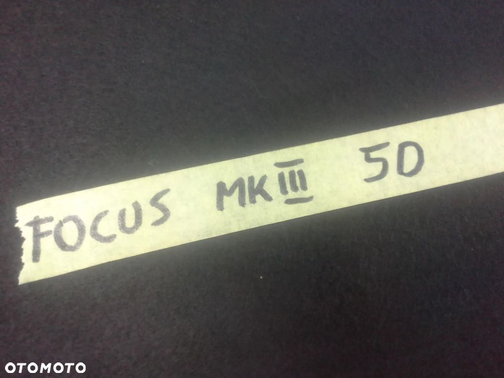 Ford Fokus MK3 5D HB  półka tylna półka bagażnika - 3