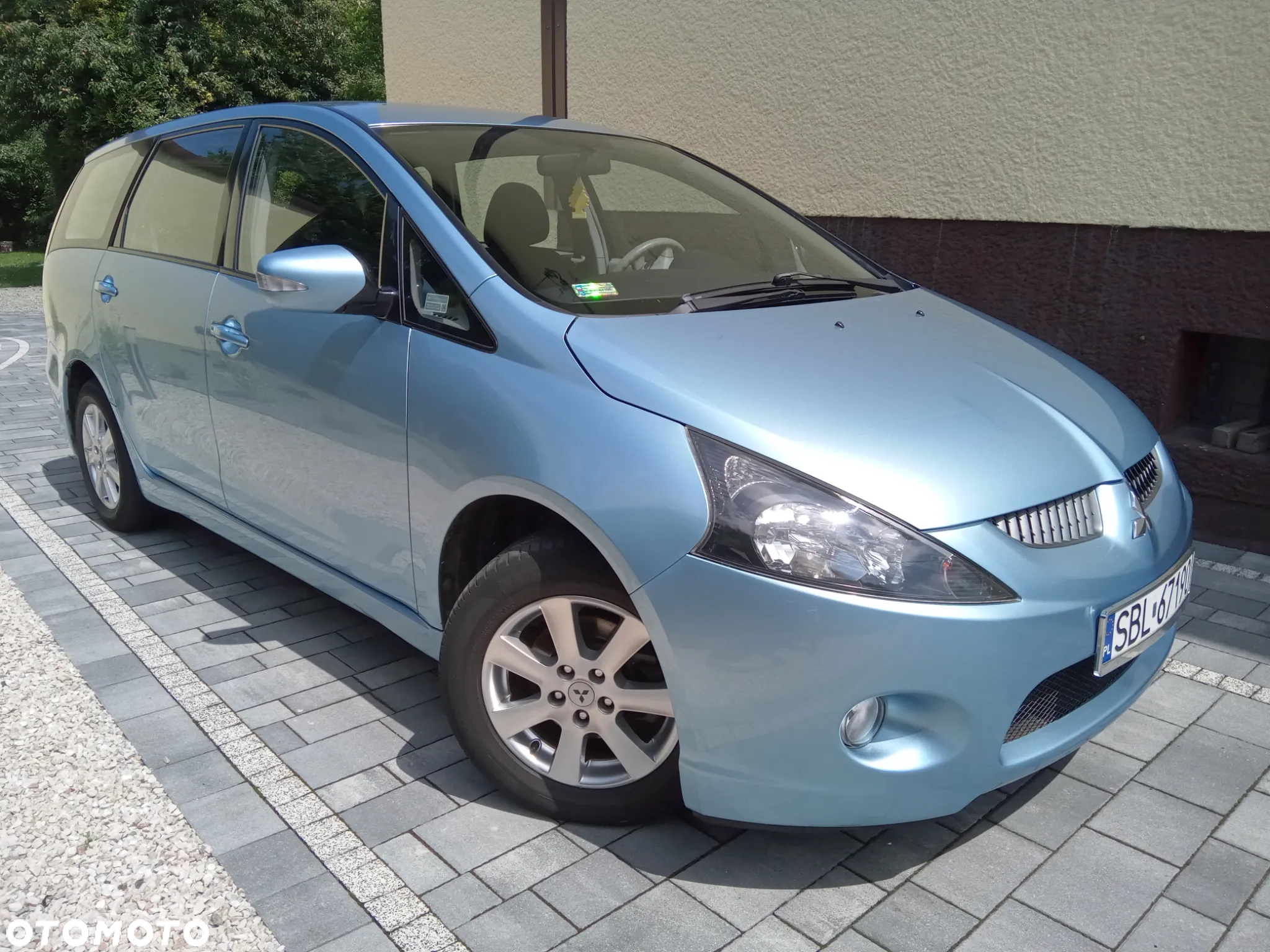 Mitsubishi Grandis - 3