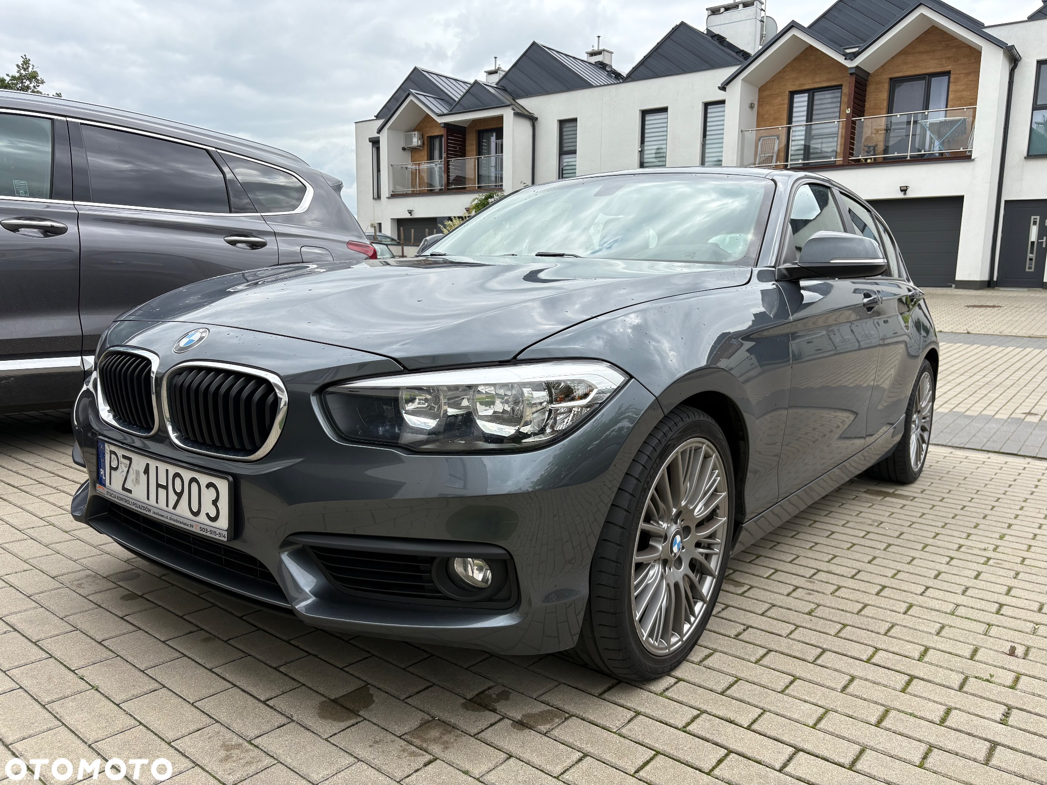 BMW Seria 1 118d Sport Line - 2