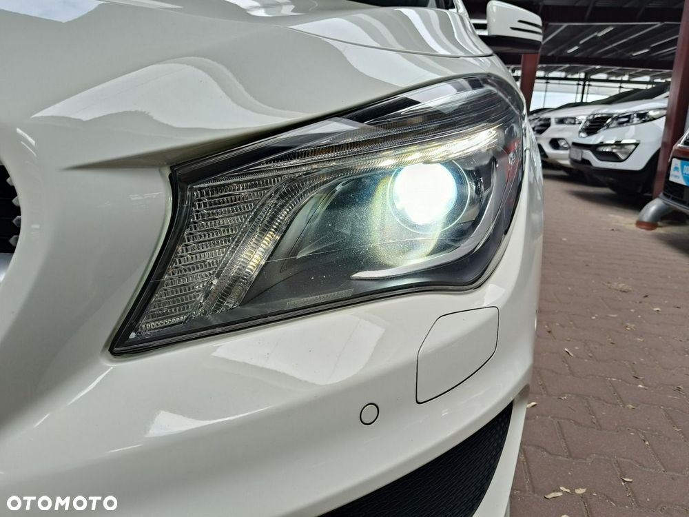 Mercedes-Benz CLA 180 7G-DCT AMG Line - 8