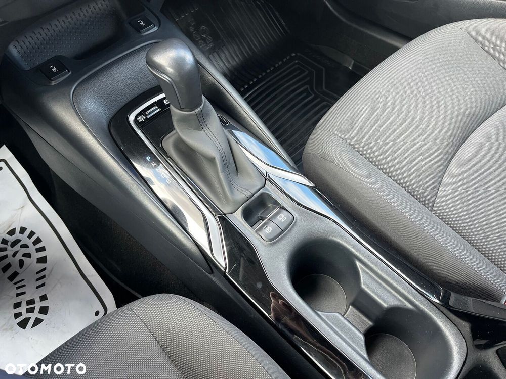 Toyota Corolla 1.8 Hybrid Comfort - 19