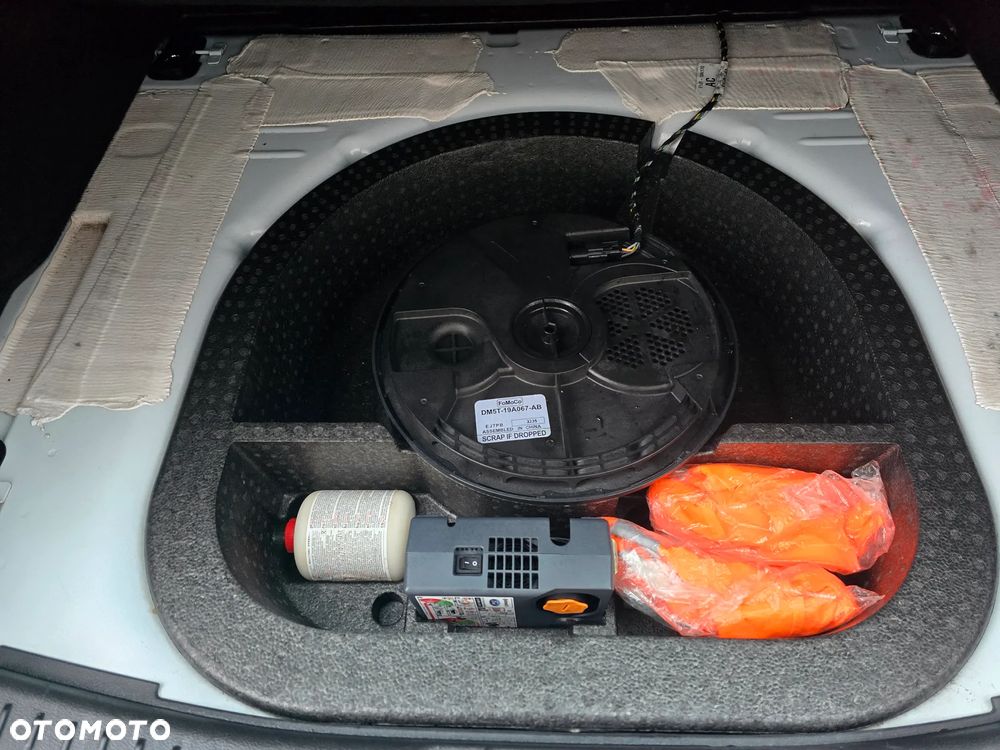 Ford Focus 2.0 EcoBoost ST mit Leder-Exclusiv-Paket - 28