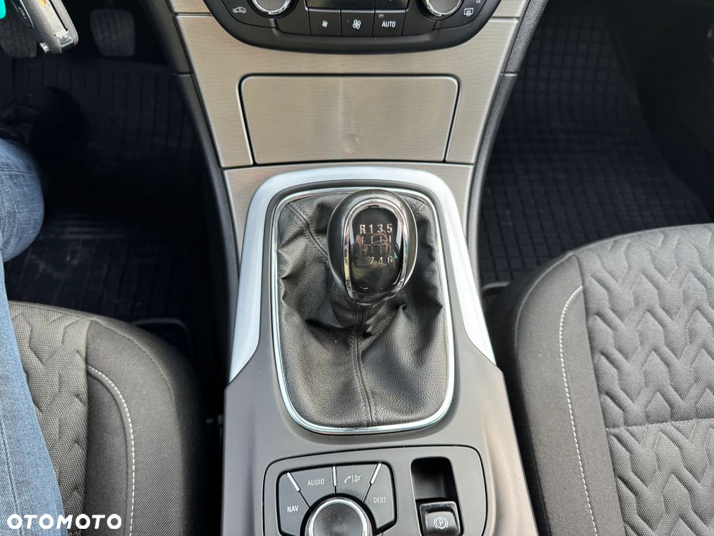 Opel Insignia 2.0 CDTI Design Edition - 16