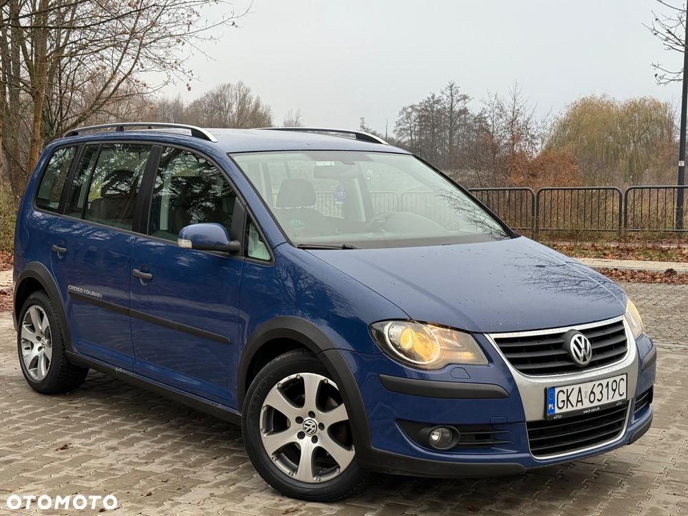 Volkswagen Touran 2.0 TDI DPF DSG Freestyle - 6