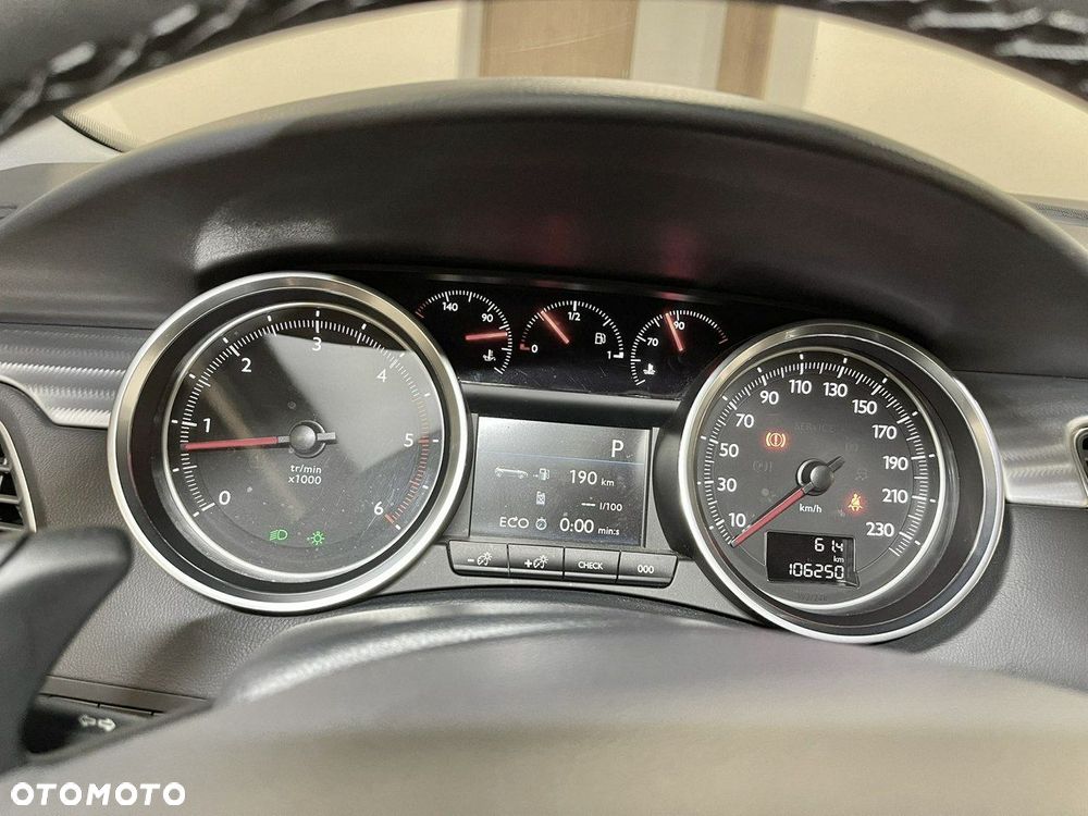 Peugeot 508 SW BlueHDi 180 EAT6 Stop&Start GT - 32