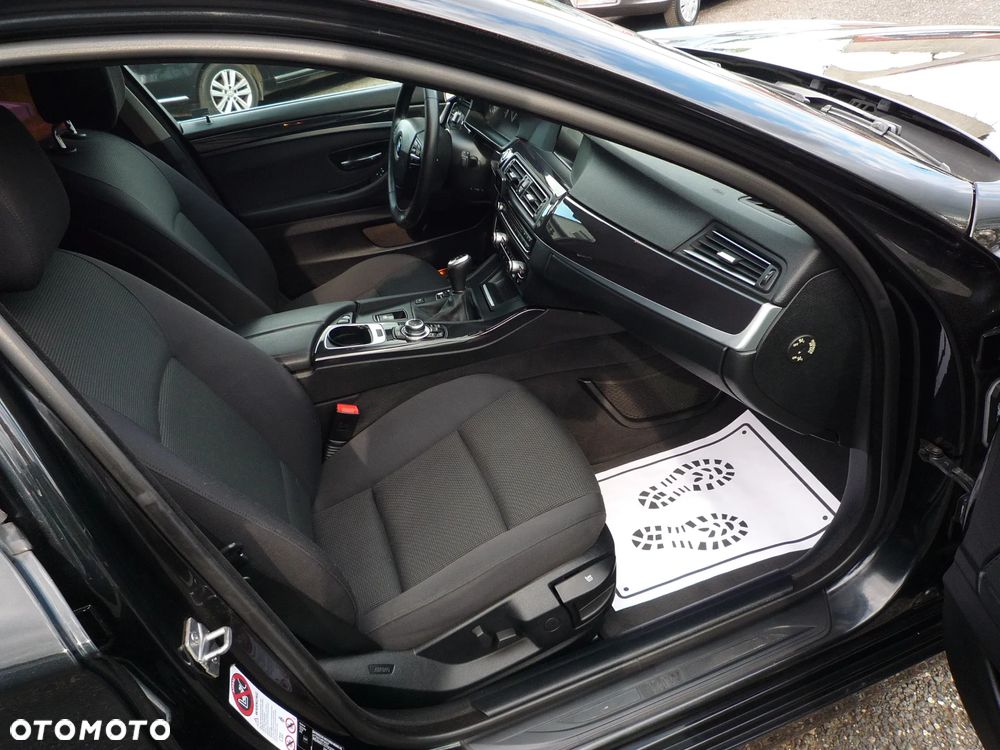 BMW Seria 5 520d - 17