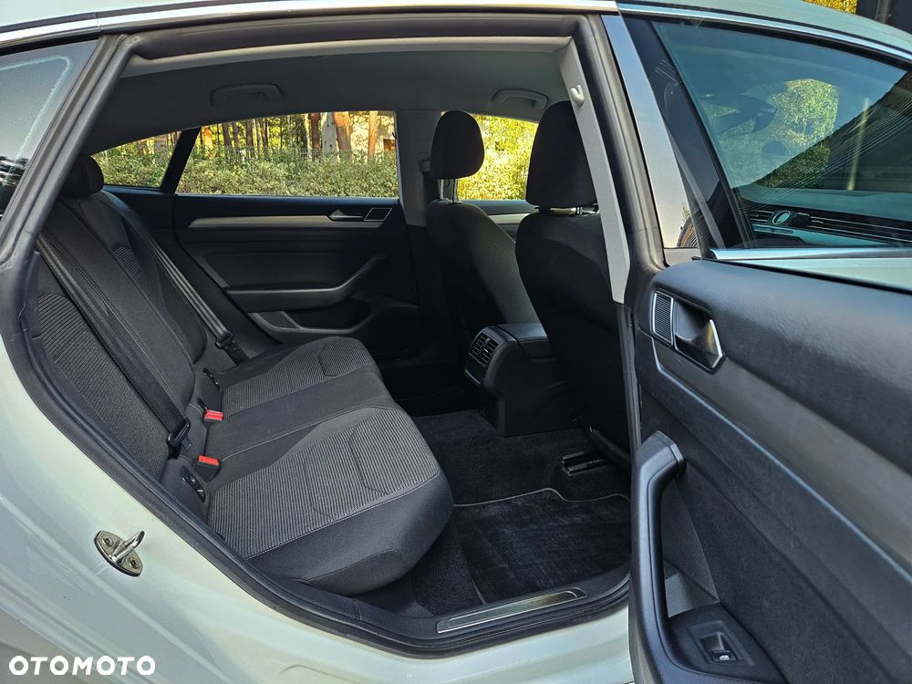 Volkswagen Arteon 2.0 TSI Essence DSG - 28