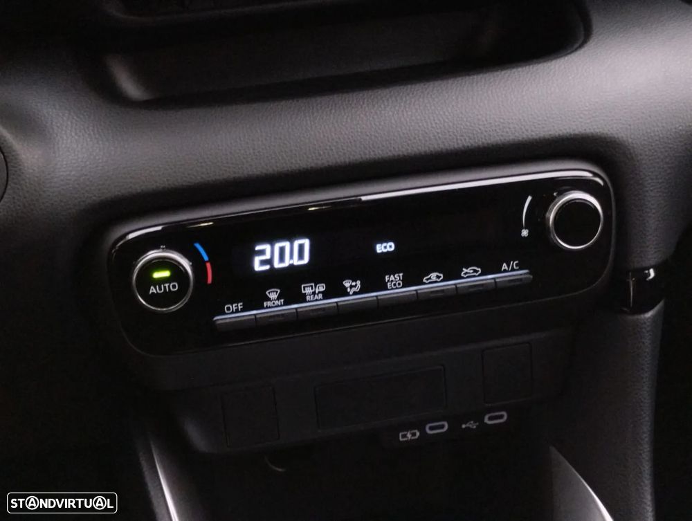 Mazda 2 1.5 L Hybrid VVT-i Agile - 10