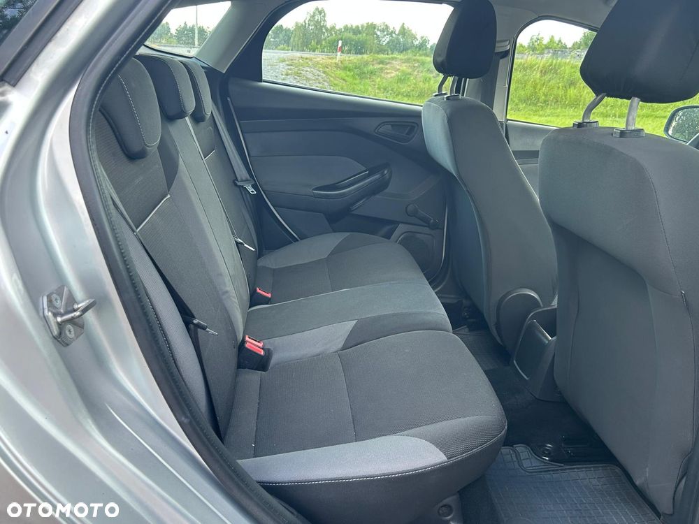 Ford Focus - 12