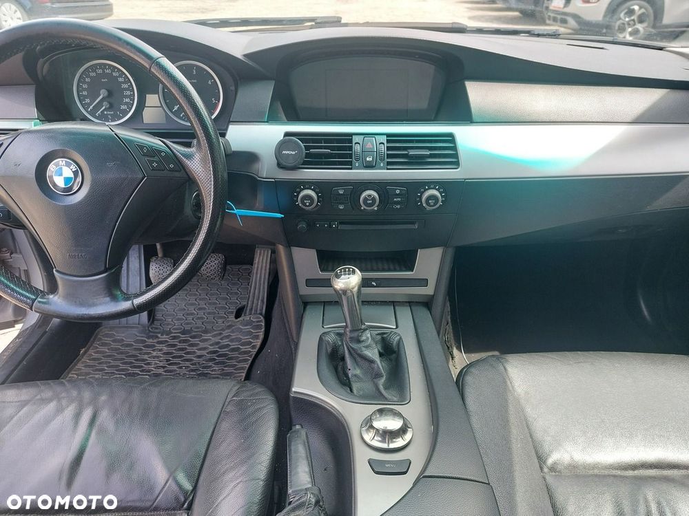 BMW Seria 5 530d - 14