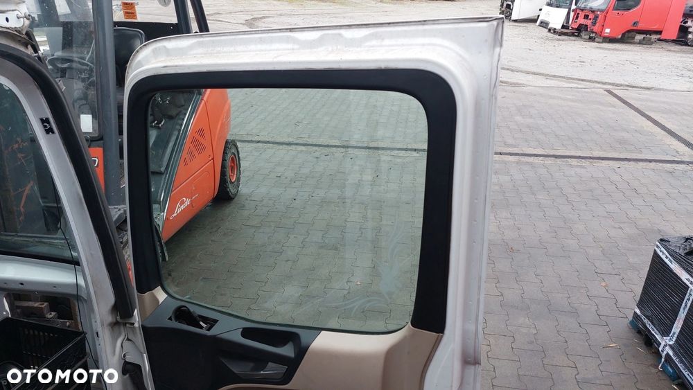 MERCEDES ACTROS MP4 EURO 6 DRZWI PRAWE KOMPLETNE - 3