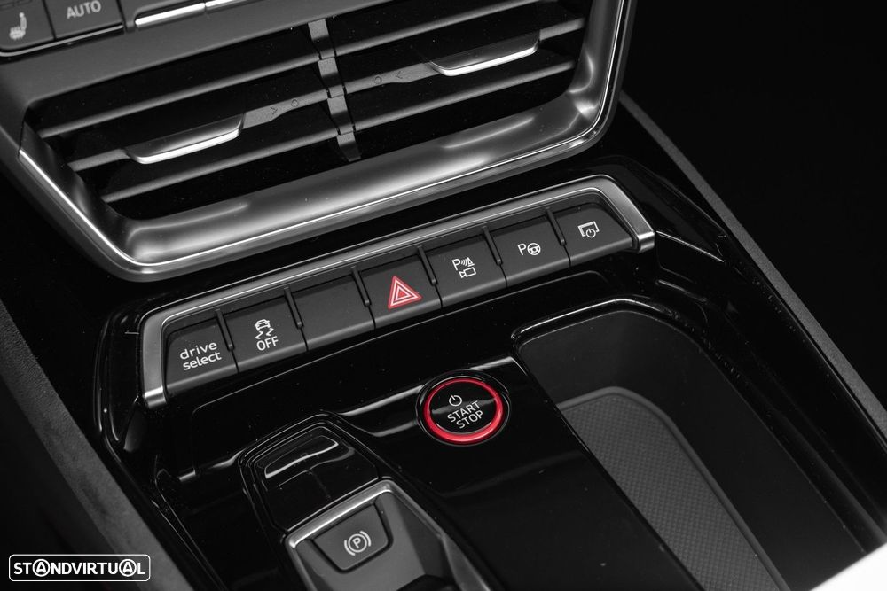 Audi RS e-tron GT quattro - 30