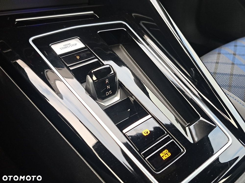 Volkswagen Golf 2.0 TSI 4Motion R DSG - 13