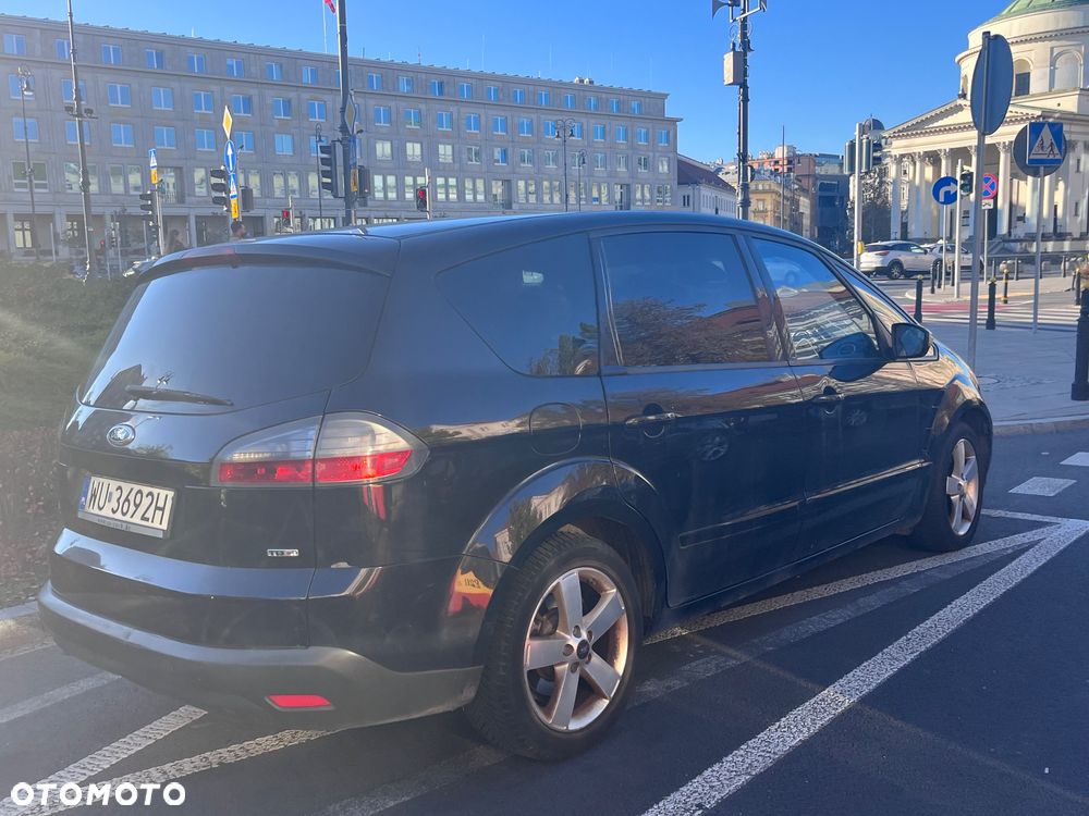 Ford S-Max - 7