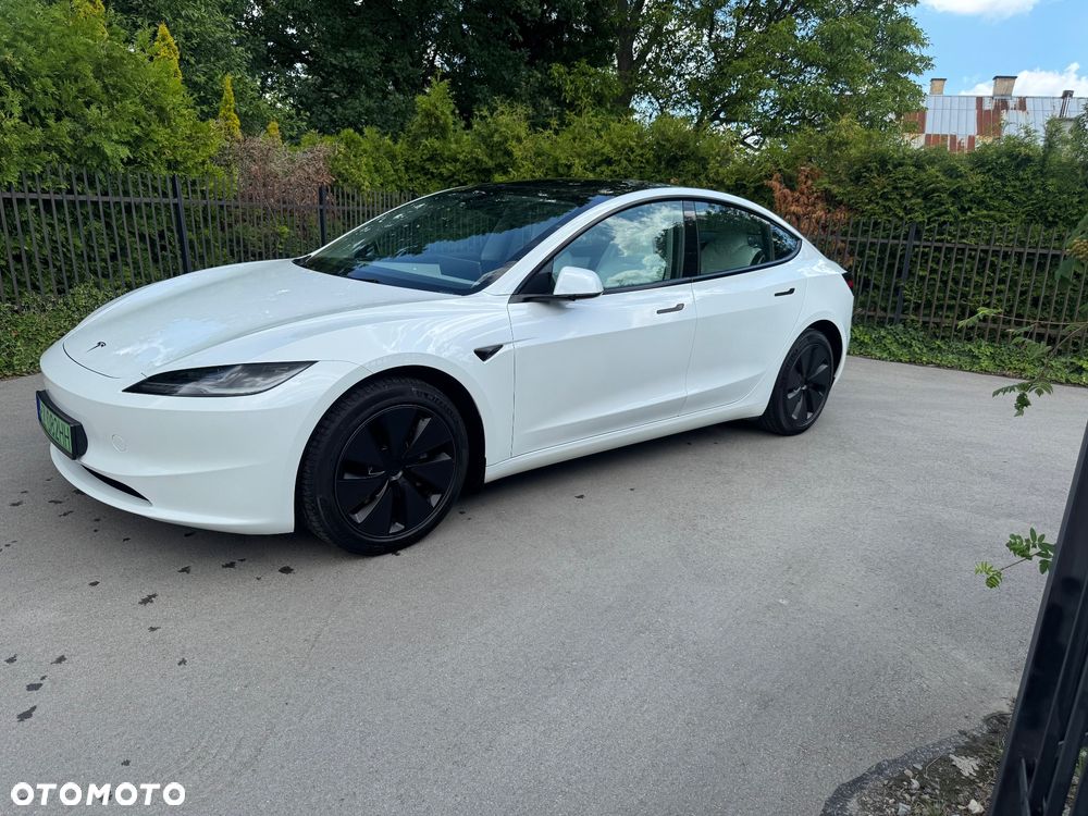 Tesla Model 3 Long Range AWD Premium - 1