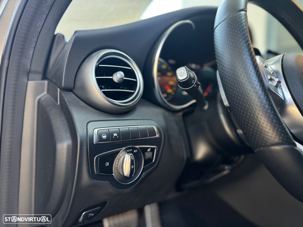 Mercedes-Benz C 300 de AMG Line - 9