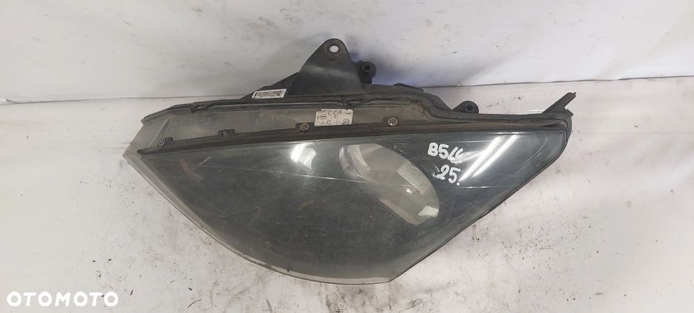 .  PRZOD PRZEDNIA LAMPA LEWA FORD FOCUS MK1 CIEMNA - 3