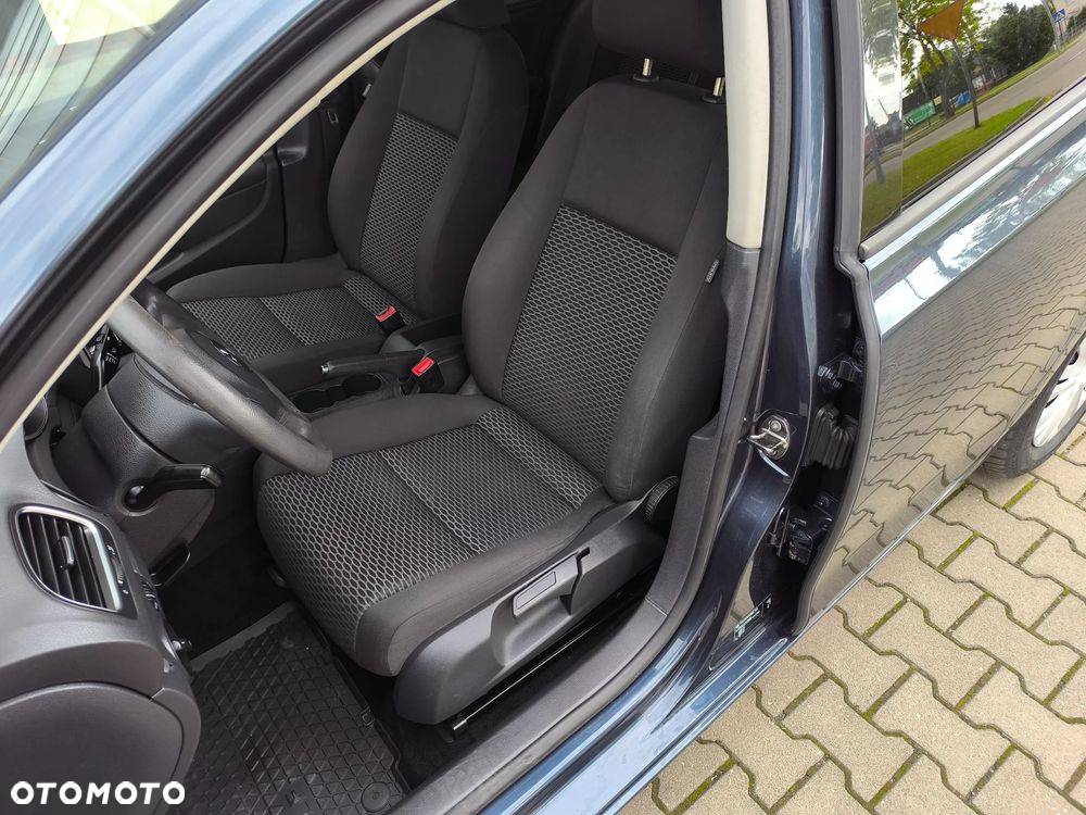 Volkswagen Golf 1.4 Comfortline - 32