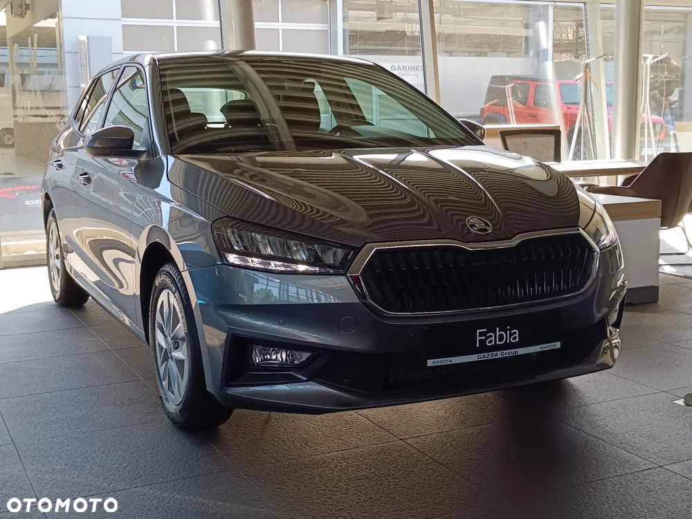 Skoda Fabia 1.0 TSI Drive - 1