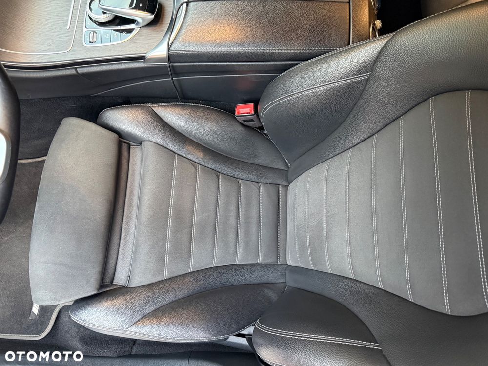 Mercedes-Benz Klasa C 300 d 4MATIC 9G-TRONIC - 15