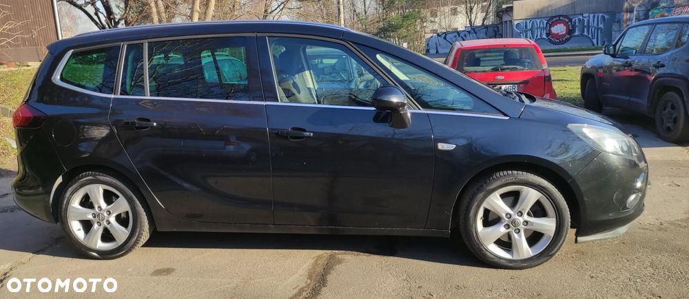 Opel Zafira - 16