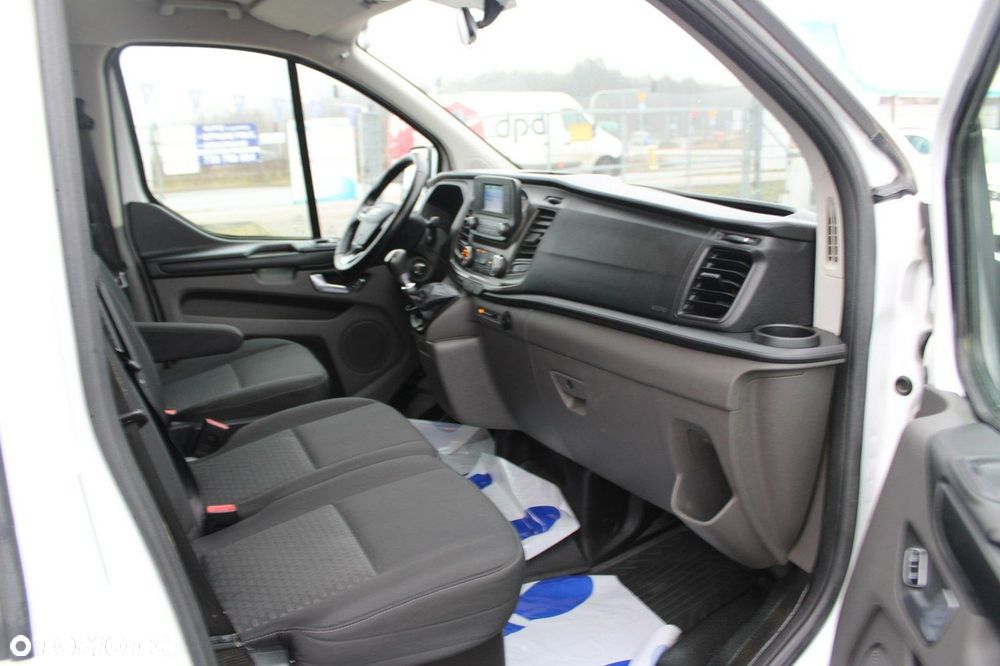Ford Transit Custom - 20