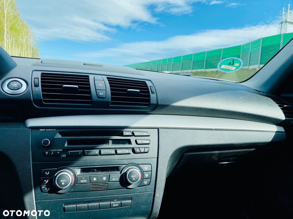 BMW Seria 1 - 26