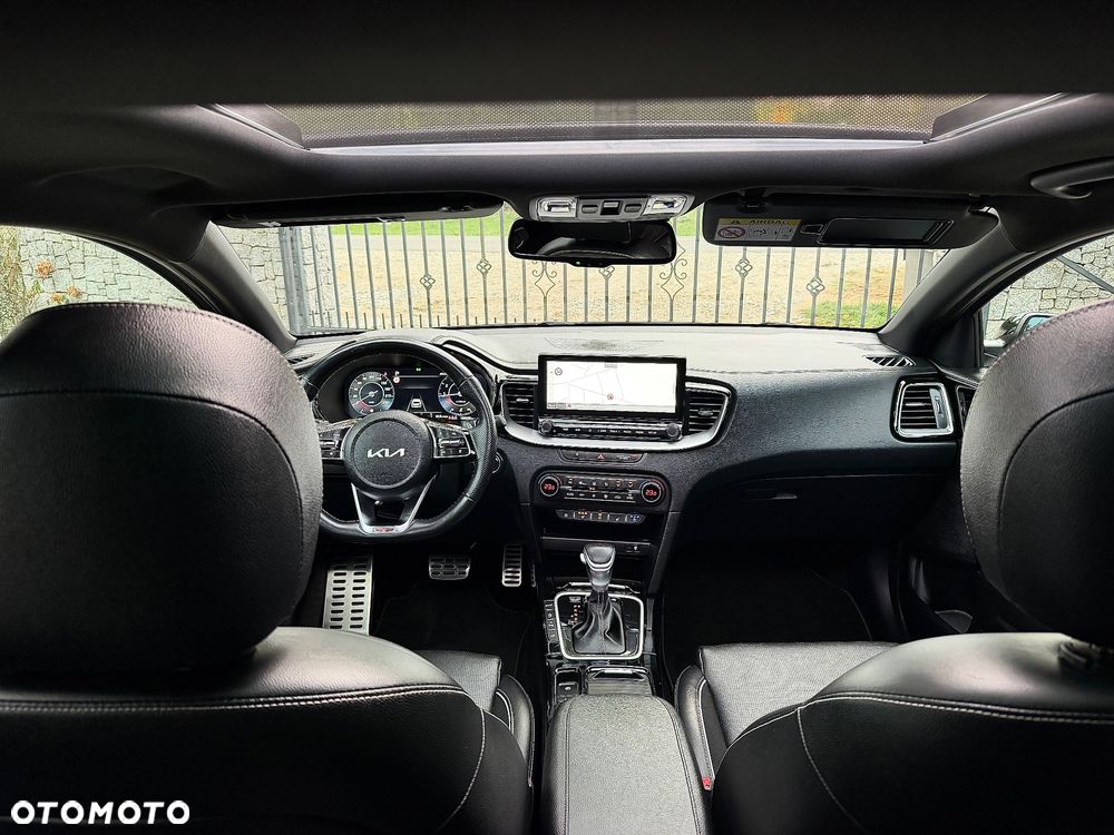 Kia ProCeed - 33