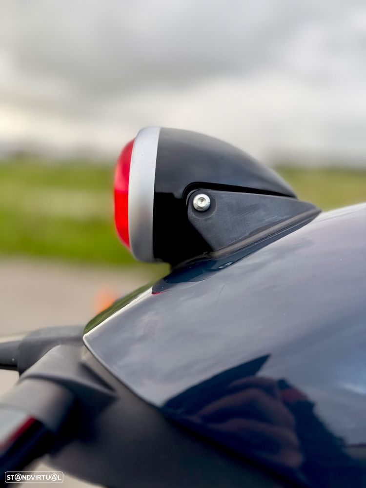 Royal Enfield Model G Shotgun 650 - 19