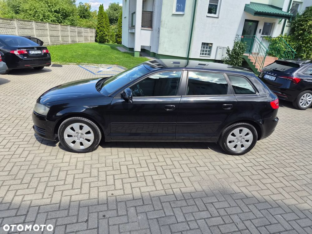 Audi A3 Sportback 1.9 TDI DPF Attraction - 5
