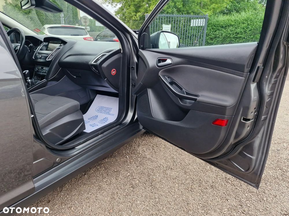 Ford Focus 1.5 EcoBoost Start-Stopp-System Sport - 16